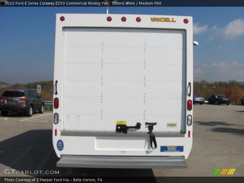 Oxford White / Medium Flint 2010 Ford E Series Cutaway E350 Commercial Moving Van