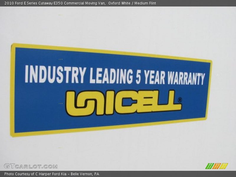 Oxford White / Medium Flint 2010 Ford E Series Cutaway E350 Commercial Moving Van