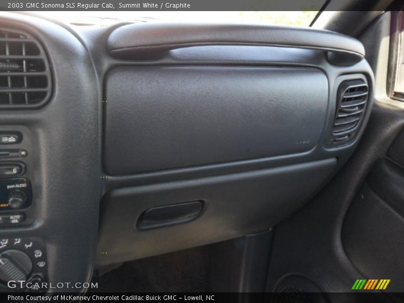 Summit White / Graphite 2003 GMC Sonoma SLS Regular Cab