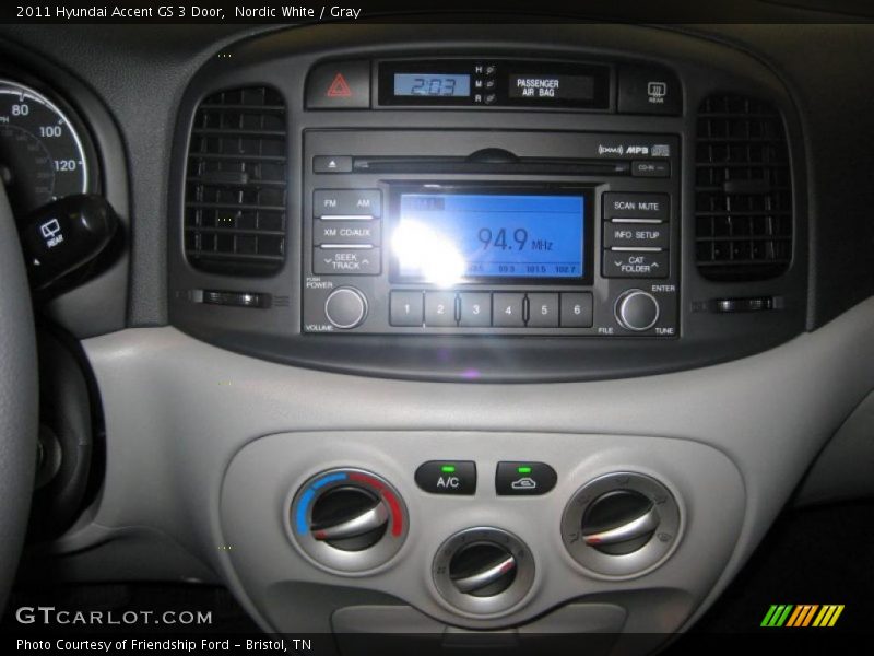 Nordic White / Gray 2011 Hyundai Accent GS 3 Door