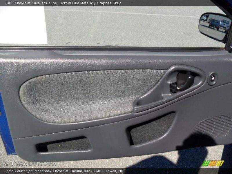 Arrival Blue Metallic / Graphite Gray 2005 Chevrolet Cavalier Coupe