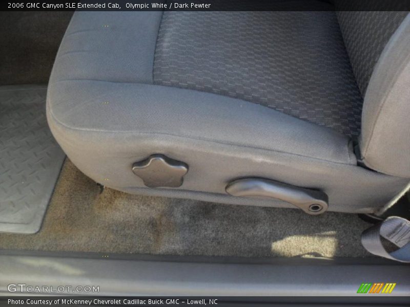 Olympic White / Dark Pewter 2006 GMC Canyon SLE Extended Cab