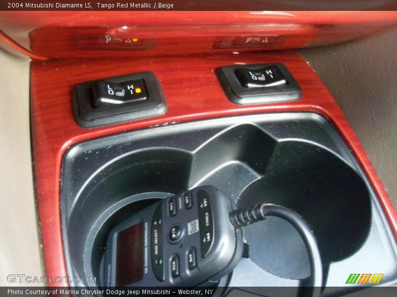 Tango Red Metallic / Beige 2004 Mitsubishi Diamante LS