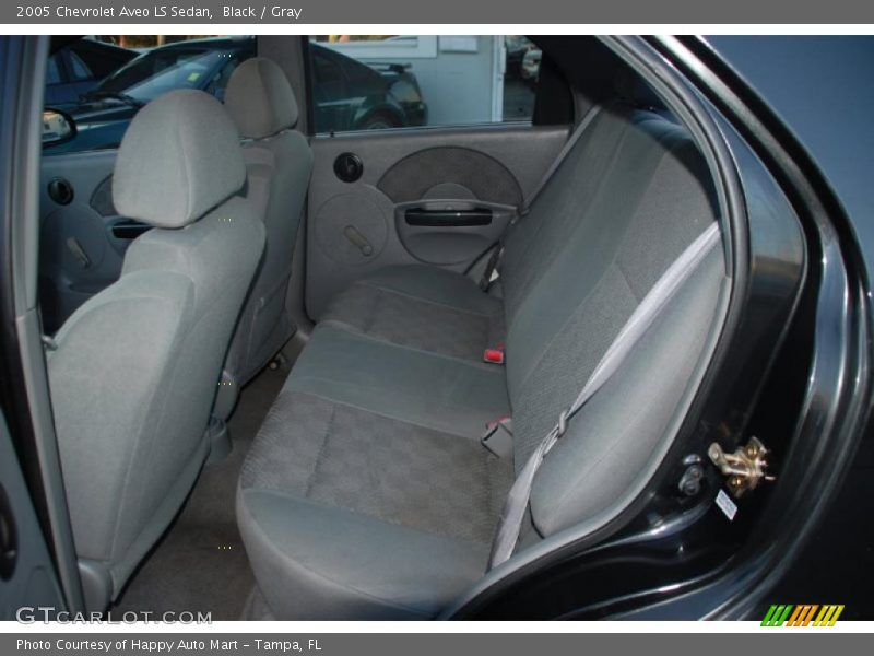  2005 Aveo LS Sedan Gray Interior