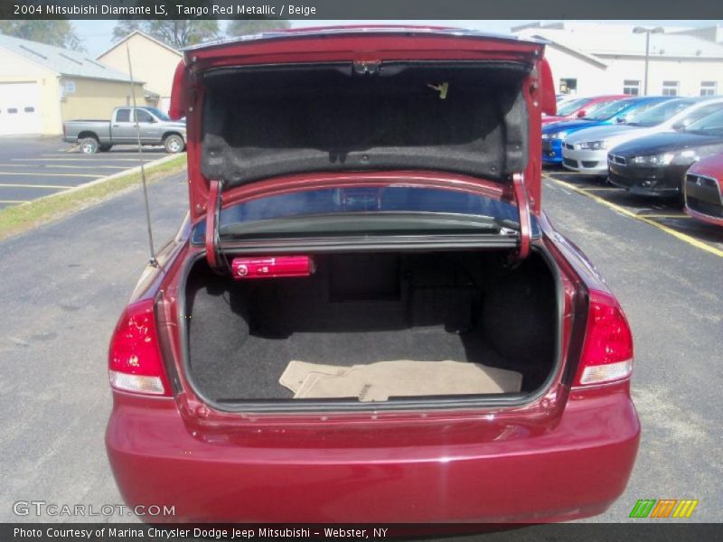  2004 Diamante LS Trunk