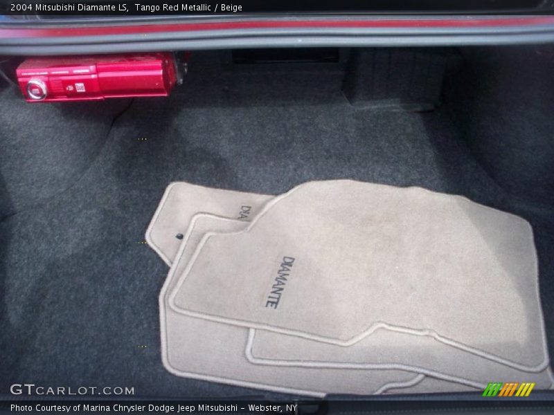Tango Red Metallic / Beige 2004 Mitsubishi Diamante LS