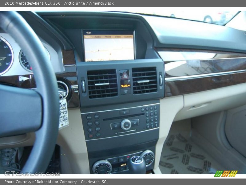 Arctic White / Almond/Black 2010 Mercedes-Benz GLK 350