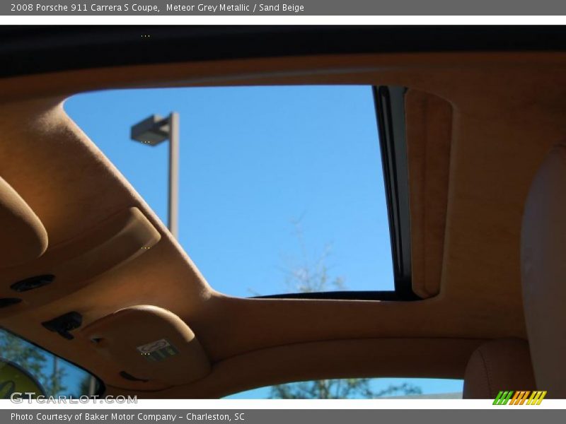 Sunroof of 2008 911 Carrera S Coupe