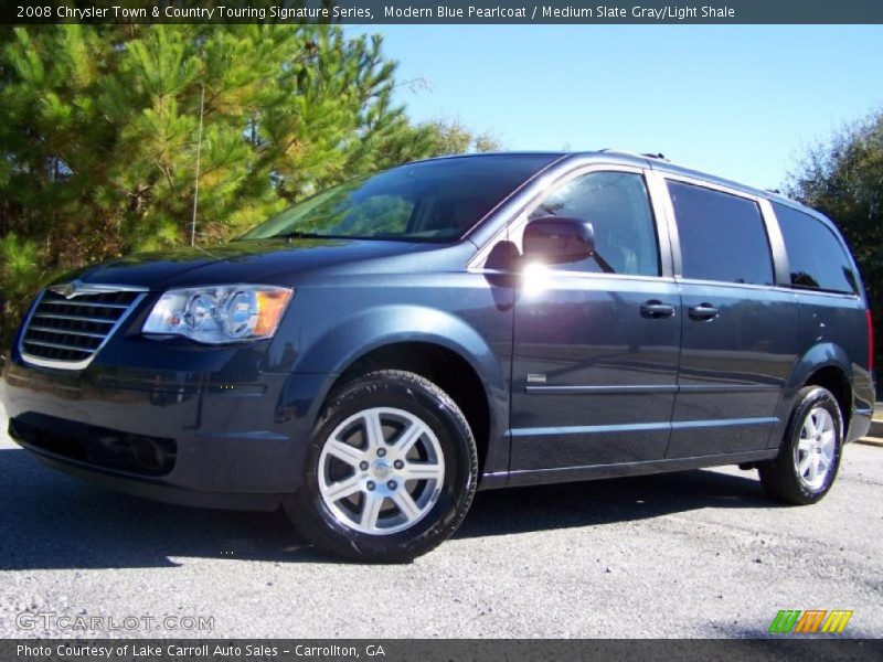 Modern Blue Pearlcoat / Medium Slate Gray/Light Shale 2008 Chrysler Town & Country Touring Signature Series