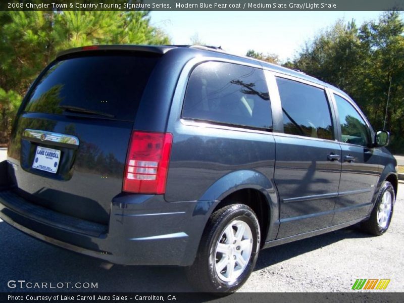 Modern Blue Pearlcoat / Medium Slate Gray/Light Shale 2008 Chrysler Town & Country Touring Signature Series