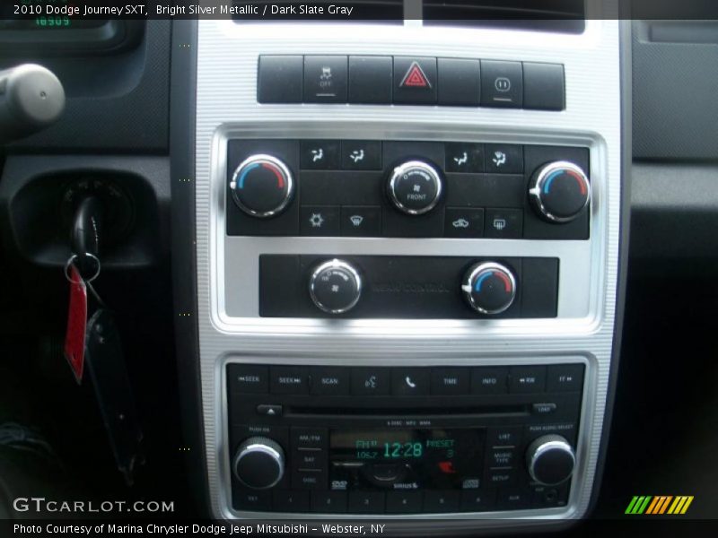 Bright Silver Metallic / Dark Slate Gray 2010 Dodge Journey SXT