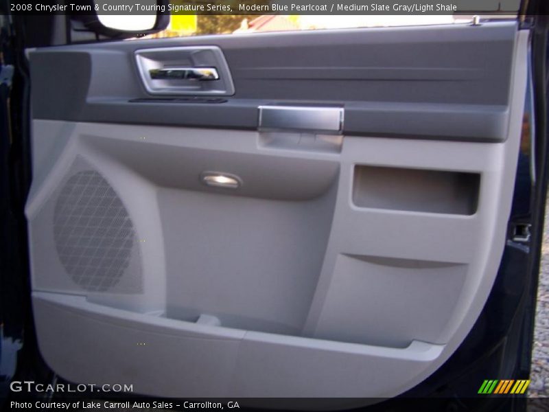 Door Panel of 2008 Town & Country Touring Signature Series