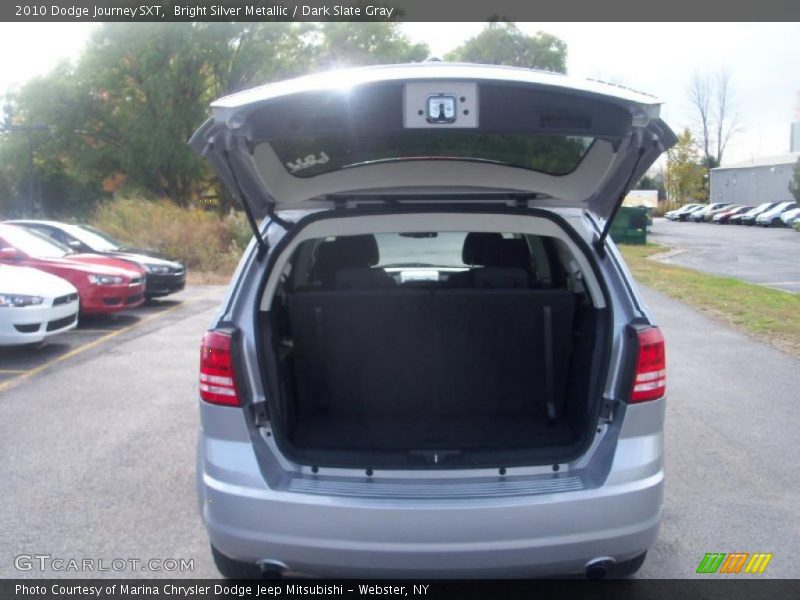 Bright Silver Metallic / Dark Slate Gray 2010 Dodge Journey SXT