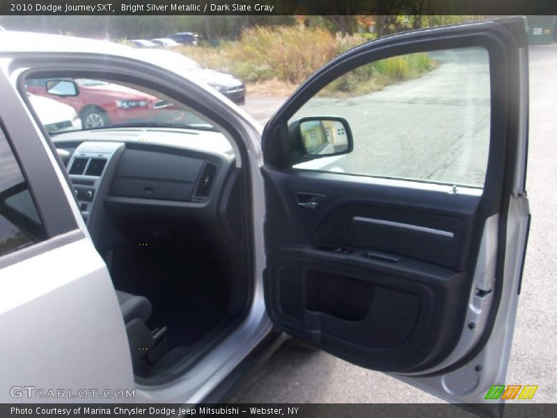 Bright Silver Metallic / Dark Slate Gray 2010 Dodge Journey SXT
