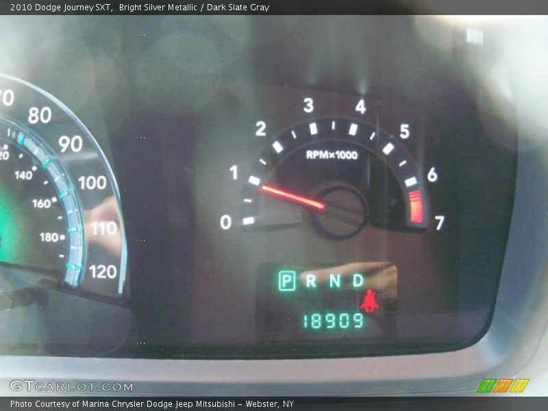 Bright Silver Metallic / Dark Slate Gray 2010 Dodge Journey SXT