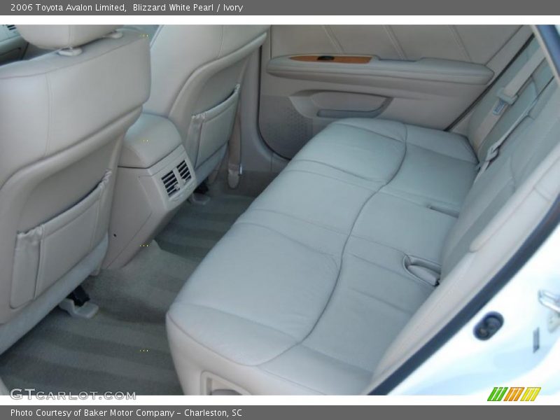  2006 Avalon Limited Ivory Interior