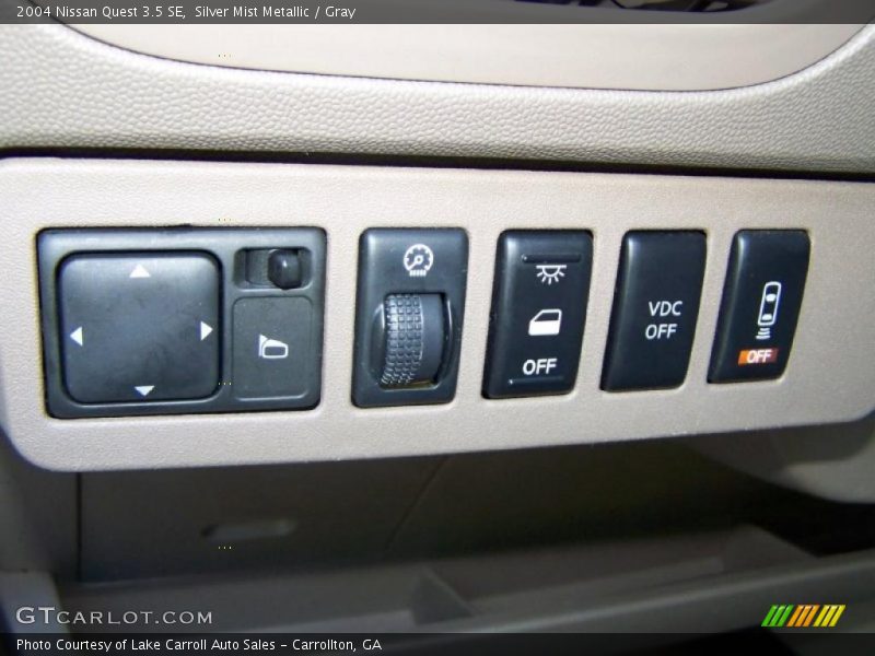 Silver Mist Metallic / Gray 2004 Nissan Quest 3.5 SE