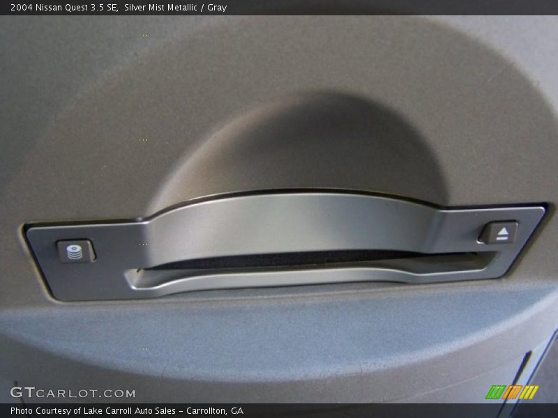 Silver Mist Metallic / Gray 2004 Nissan Quest 3.5 SE