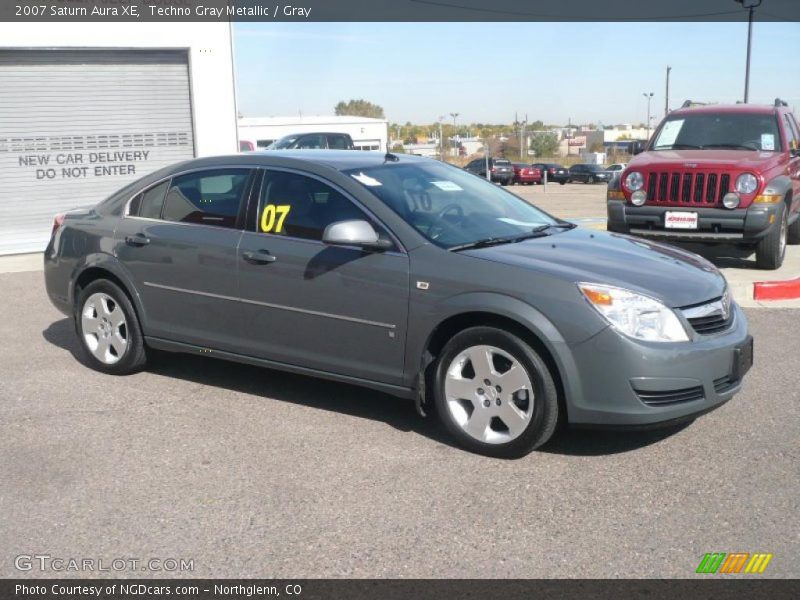 Techno Gray Metallic / Gray 2007 Saturn Aura XE