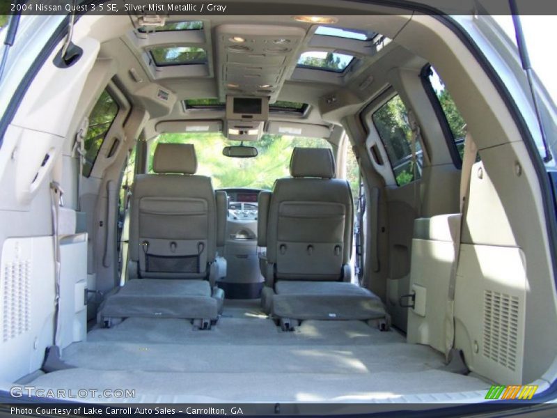  2004 Quest 3.5 SE Trunk