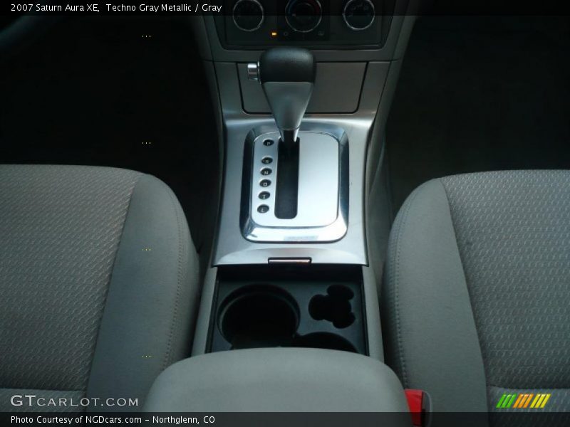Techno Gray Metallic / Gray 2007 Saturn Aura XE