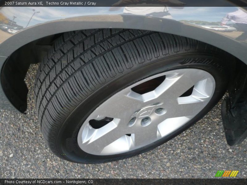 Techno Gray Metallic / Gray 2007 Saturn Aura XE