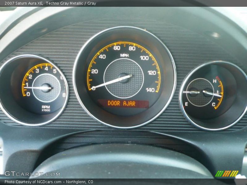 Techno Gray Metallic / Gray 2007 Saturn Aura XE