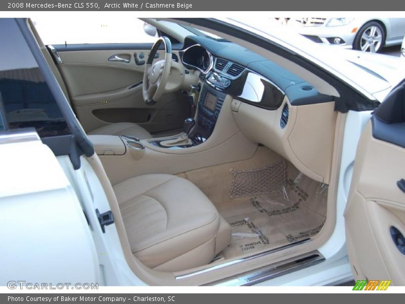 Arctic White / Cashmere Beige 2008 Mercedes-Benz CLS 550