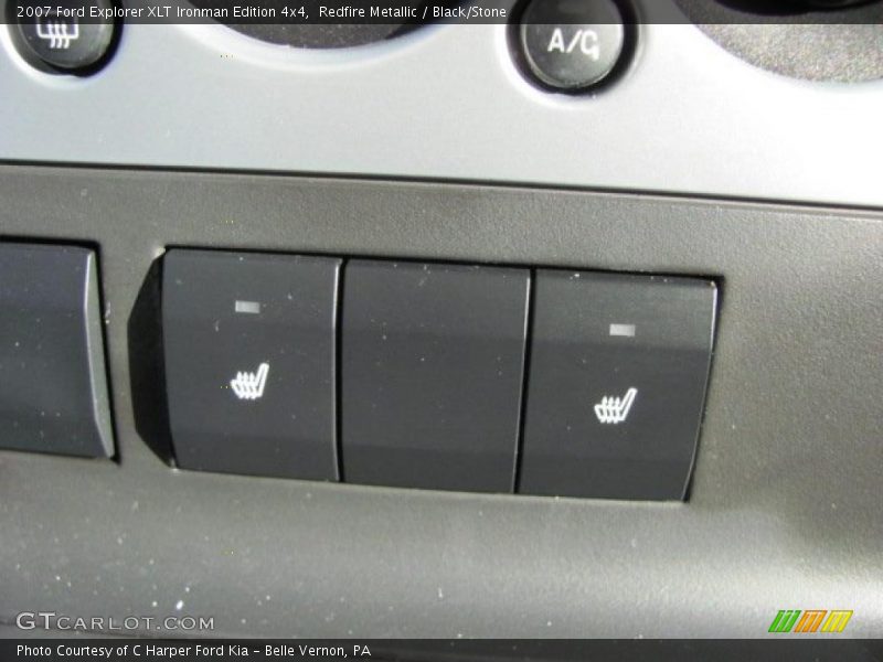 Controls of 2007 Explorer XLT Ironman Edition 4x4