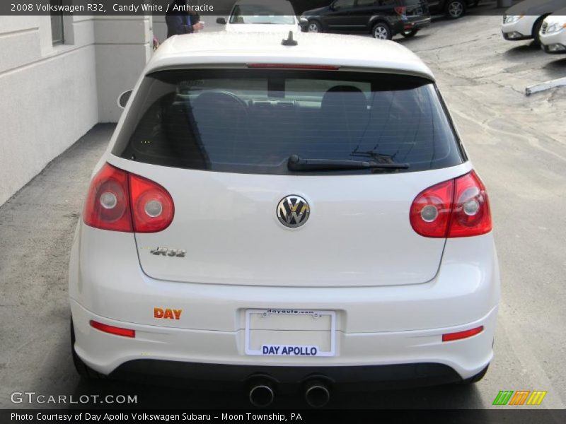Candy White / Anthracite 2008 Volkswagen R32