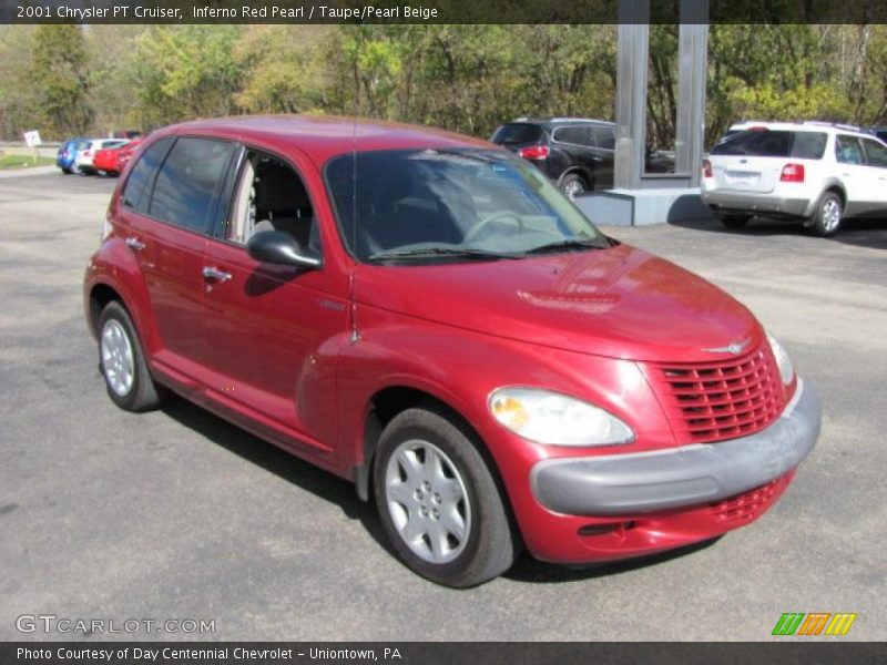 Front 3/4 View of 2001 PT Cruiser 