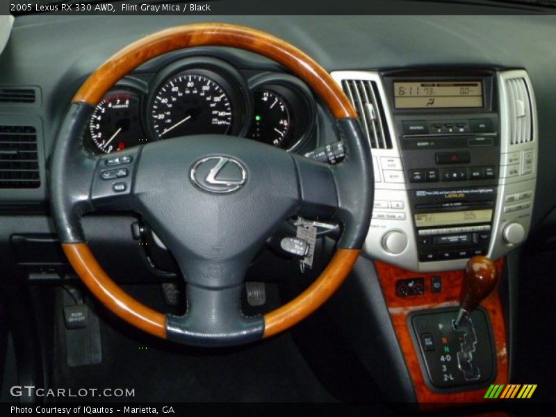 Dashboard of 2005 RX 330 AWD