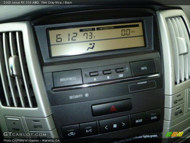 Controls of 2005 RX 330 AWD