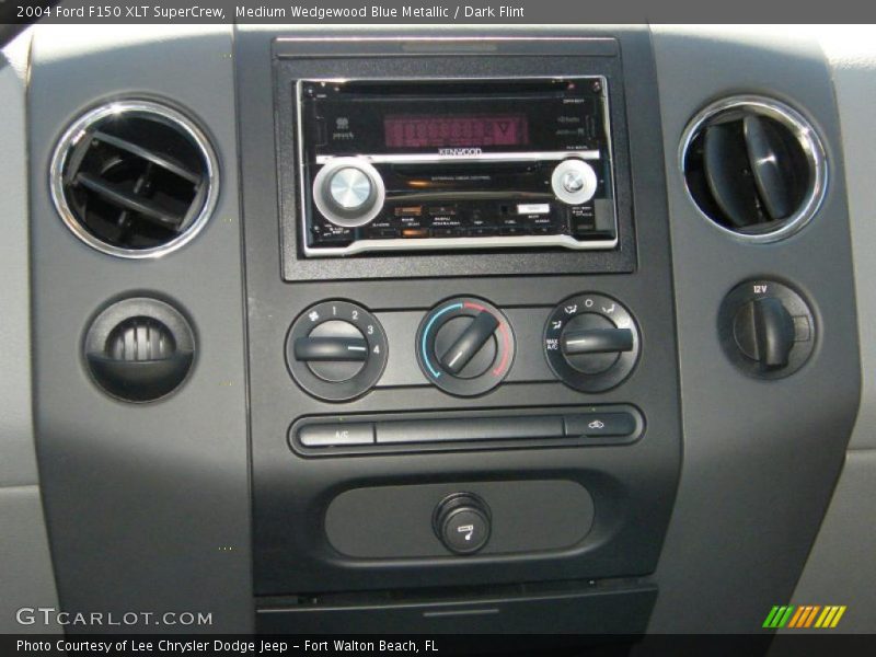 Medium Wedgewood Blue Metallic / Dark Flint 2004 Ford F150 XLT SuperCrew