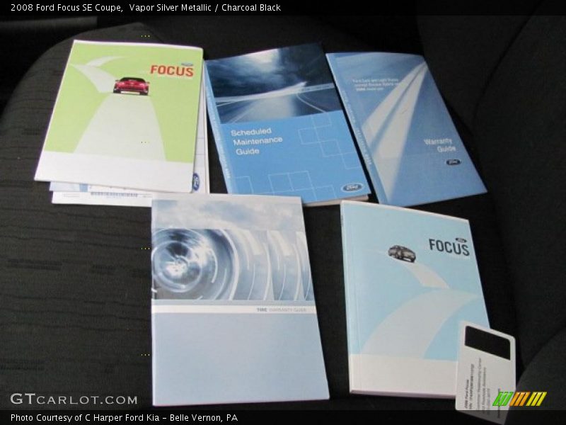 Vapor Silver Metallic / Charcoal Black 2008 Ford Focus SE Coupe
