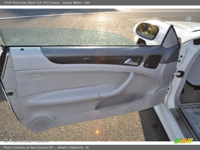 Door Panel of 2000 CLK 430 Coupe