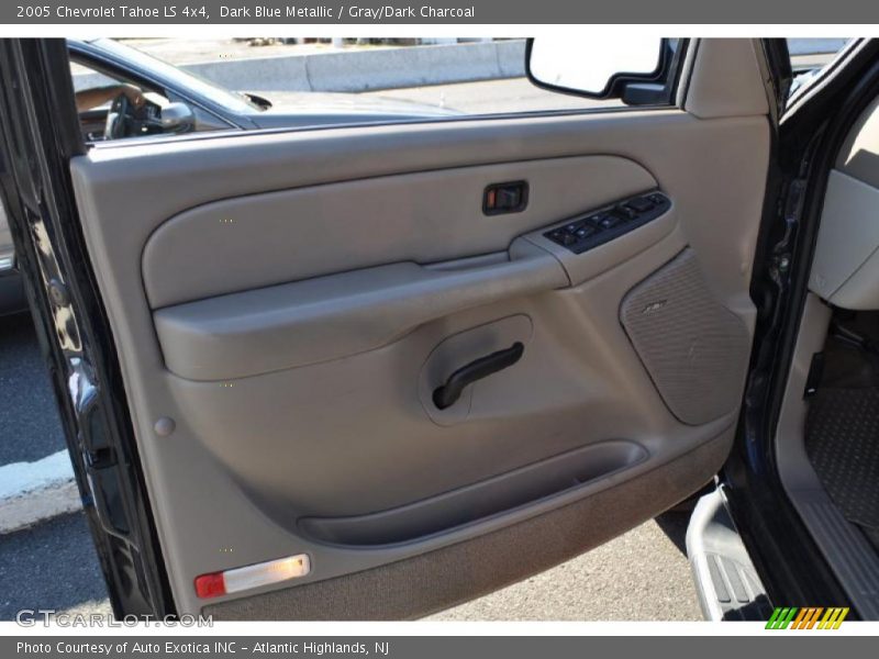 Dark Blue Metallic / Gray/Dark Charcoal 2005 Chevrolet Tahoe LS 4x4