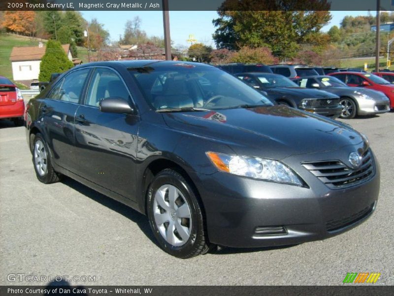 Magnetic Gray Metallic / Ash 2009 Toyota Camry LE