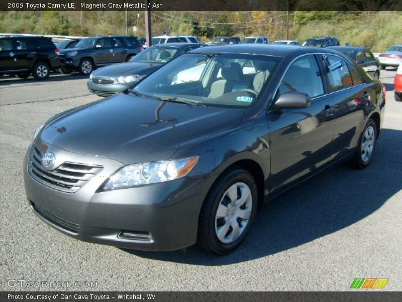 Magnetic Gray Metallic / Ash 2009 Toyota Camry LE