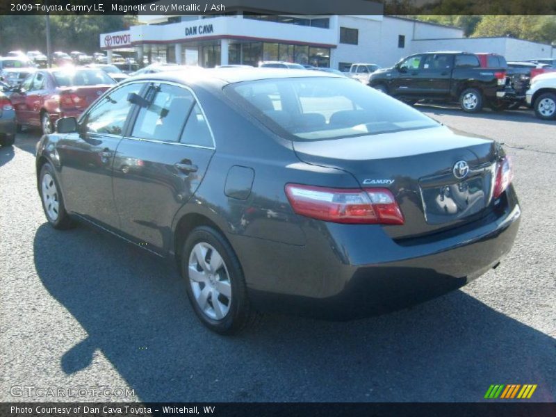 Magnetic Gray Metallic / Ash 2009 Toyota Camry LE
