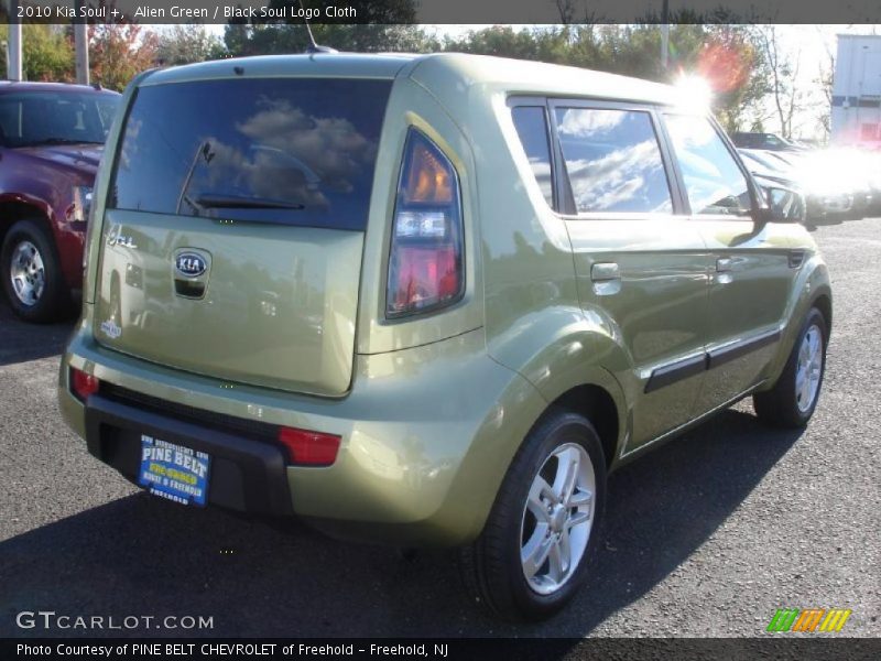 Alien Green / Black Soul Logo Cloth 2010 Kia Soul +