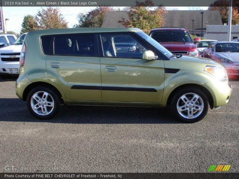Alien Green / Black Soul Logo Cloth 2010 Kia Soul +