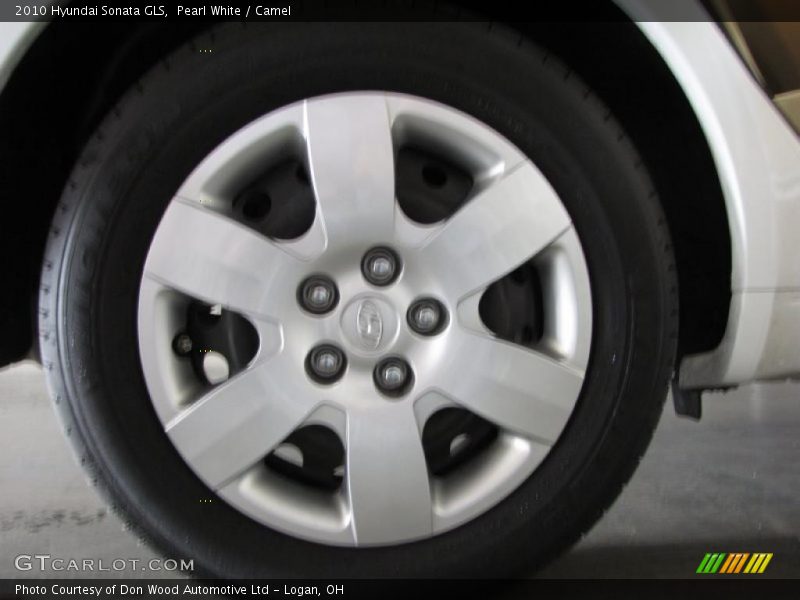 Pearl White / Camel 2010 Hyundai Sonata GLS