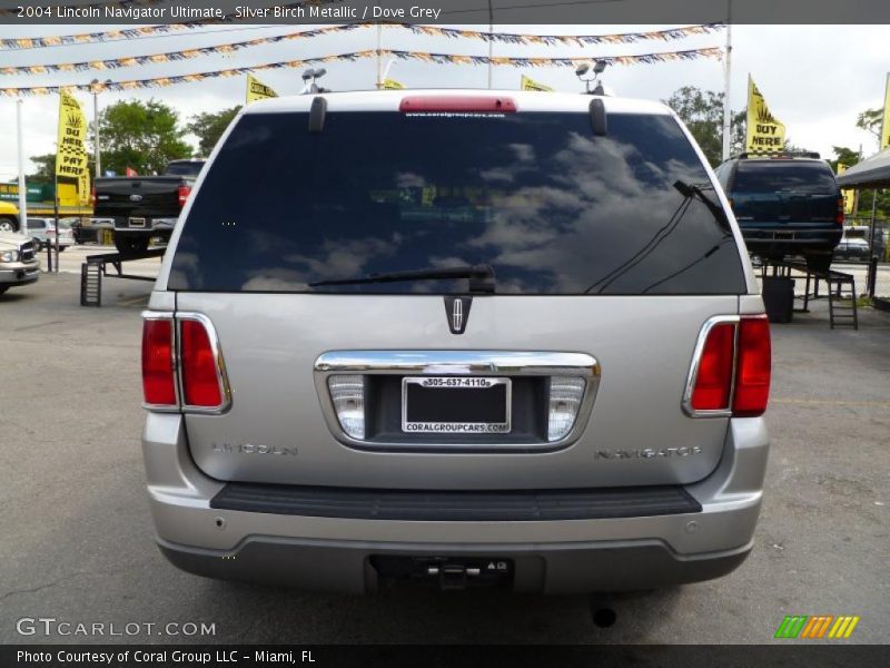 Silver Birch Metallic / Dove Grey 2004 Lincoln Navigator Ultimate