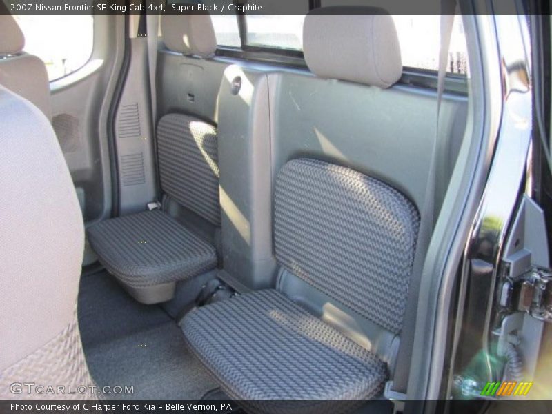  2007 Frontier SE King Cab 4x4 Graphite Interior