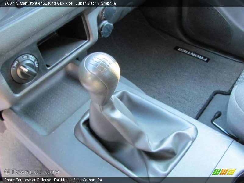  2007 Frontier SE King Cab 4x4 6 Speed Manual Shifter