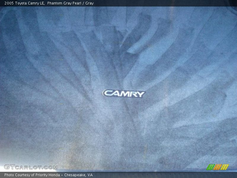 Phantom Gray Pearl / Gray 2005 Toyota Camry LE