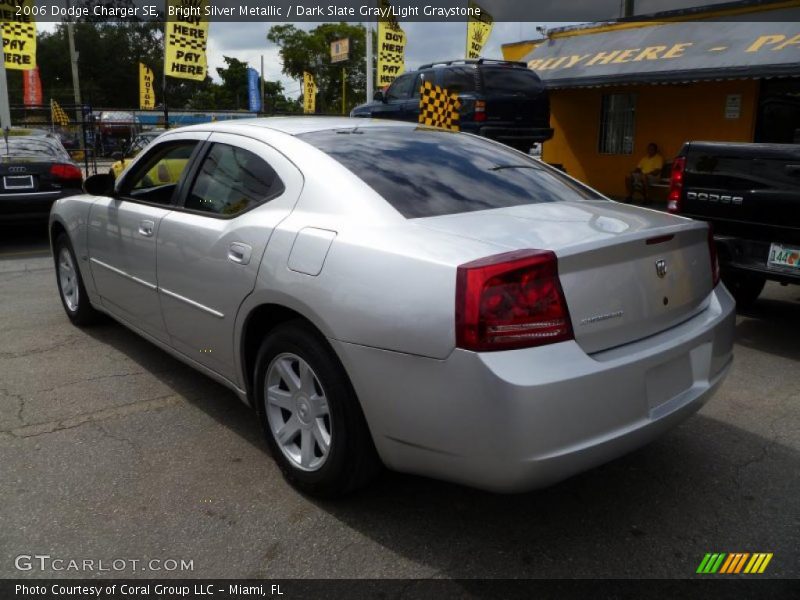Bright Silver Metallic / Dark Slate Gray/Light Graystone 2006 Dodge Charger SE