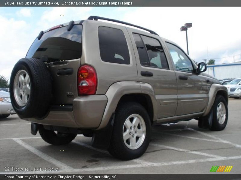 Light Khaki Metallic / Light Taupe/Taupe 2004 Jeep Liberty Limited 4x4