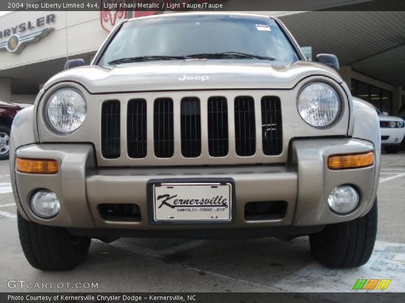 Light Khaki Metallic / Light Taupe/Taupe 2004 Jeep Liberty Limited 4x4